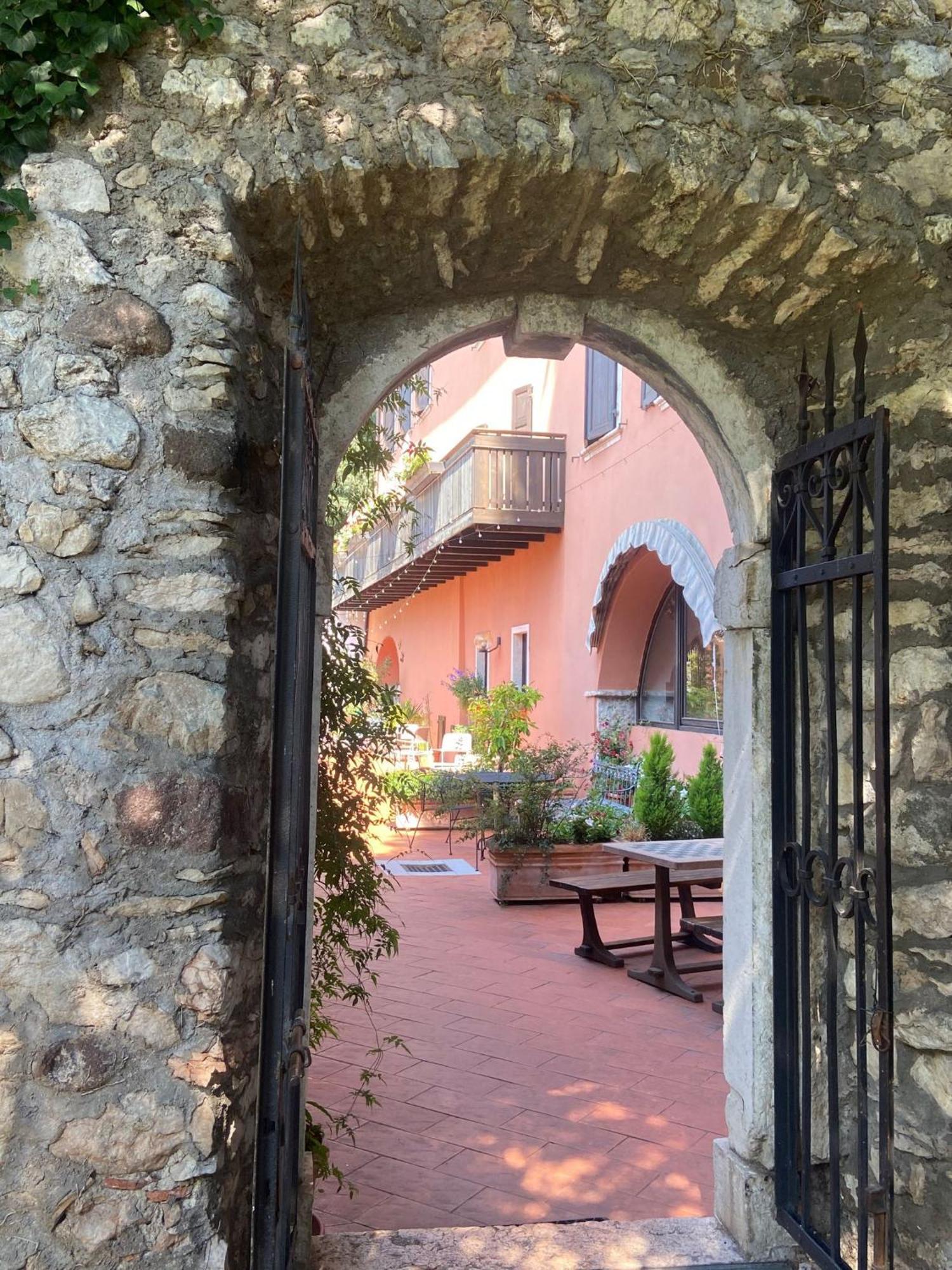 Residence Concaverde Pomarolo Exterior photo